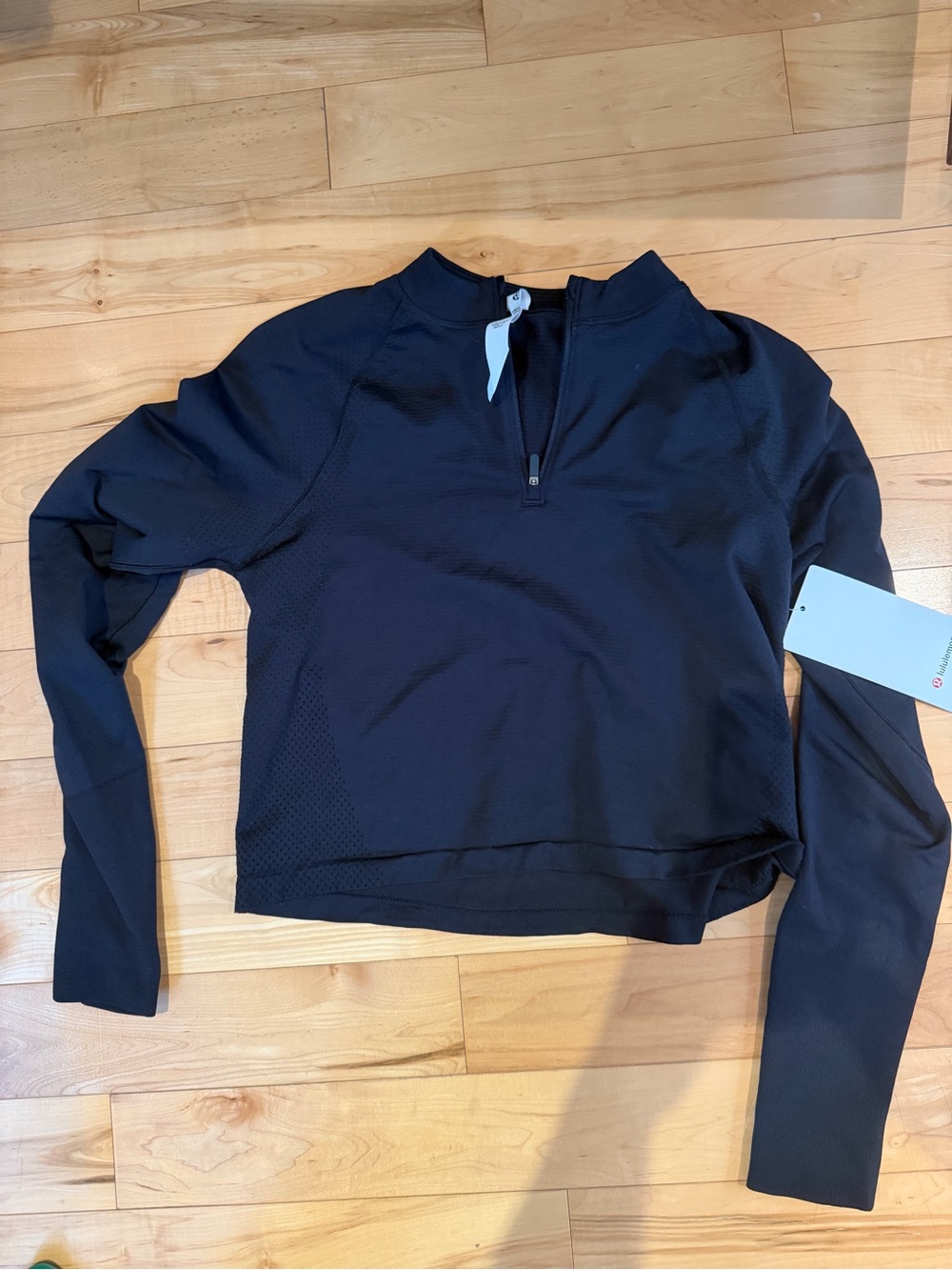 Lululemon Women's Black Swiftly Tech Mock Neck Half-Zip Pullover - Picture 7 of 11